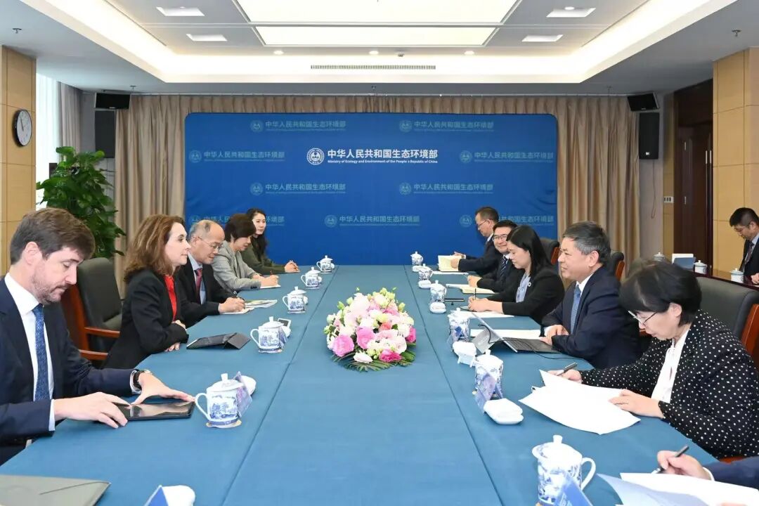 生態(tài)環(huán)境部部長(zhǎng)黃潤(rùn)秋會(huì)見威立雅集團(tuán)首席執(zhí)行官柏蓮諾